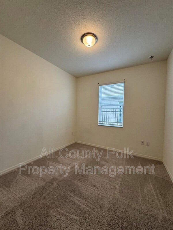 Building Photo - 7163 Cruz Ct