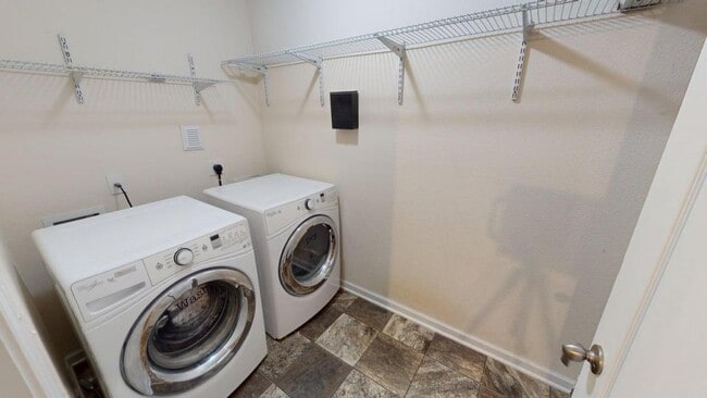 Building Photo - 65034 Mossy Creek Ln