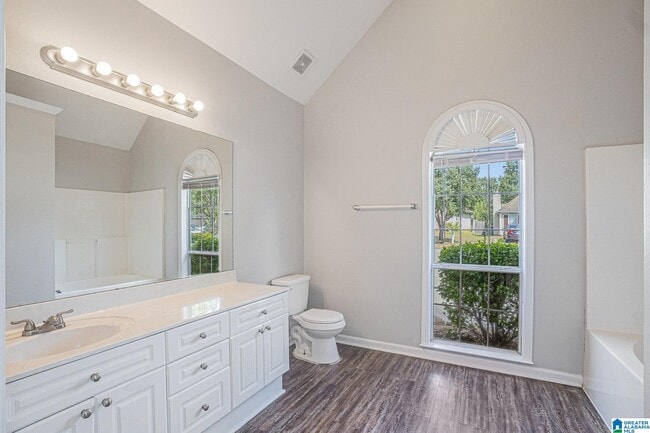 Building Photo - 139 Flagstone Ln