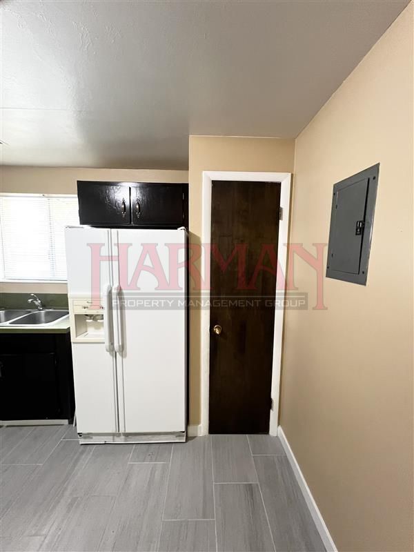 Building Photo - 1544 S 400 E