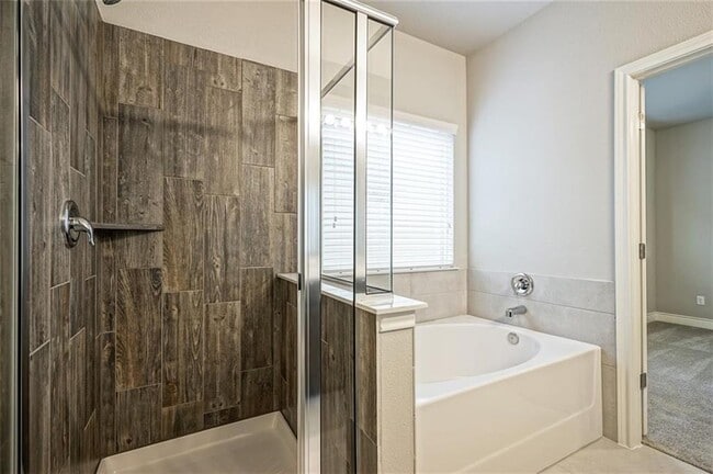 Building Photo - 501 Nautical Lp
