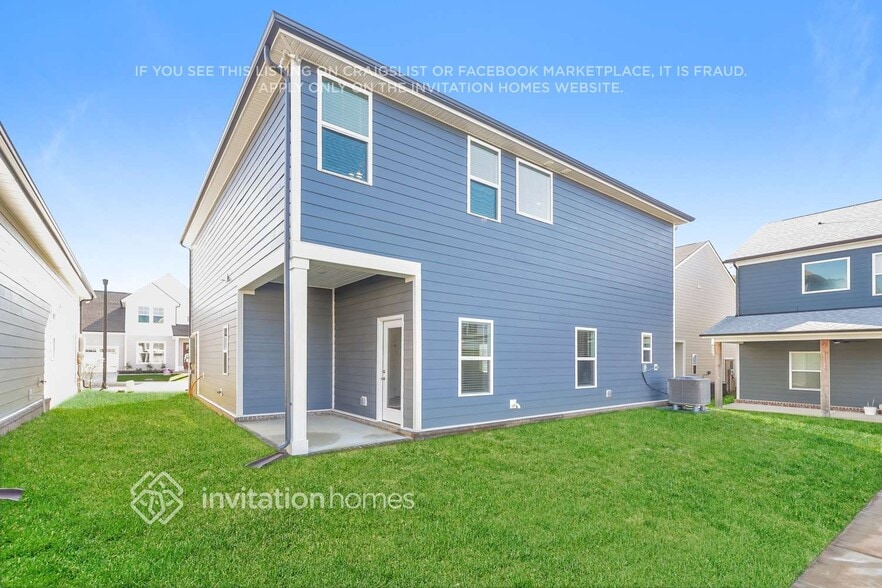 Building Photo - 3709 Marthinus Ln