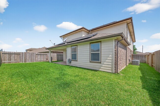 Building Photo - 718 Harvest Bluff Dr