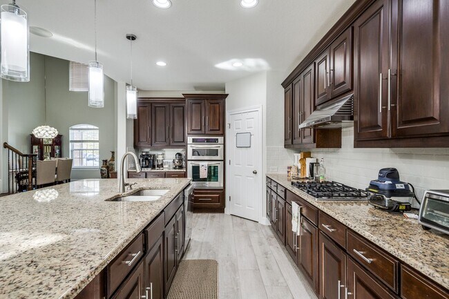 Building Photo - 4 Bedroom/3 Bathroom  Aviara Subdivision