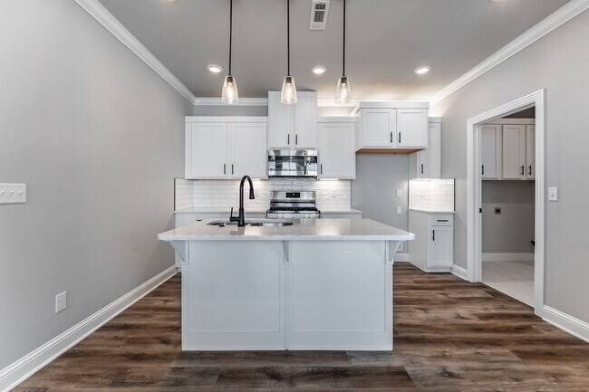 Building Photo - Newly Built Bentonville Home