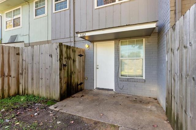 Building Photo - 7182 Hickory St