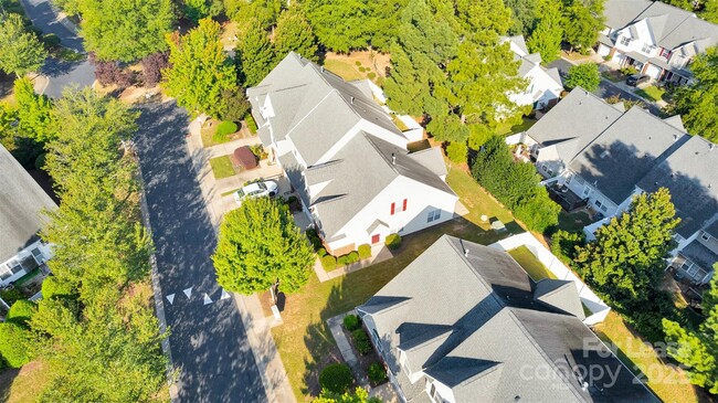 Building Photo - 2290 Hanover Drive