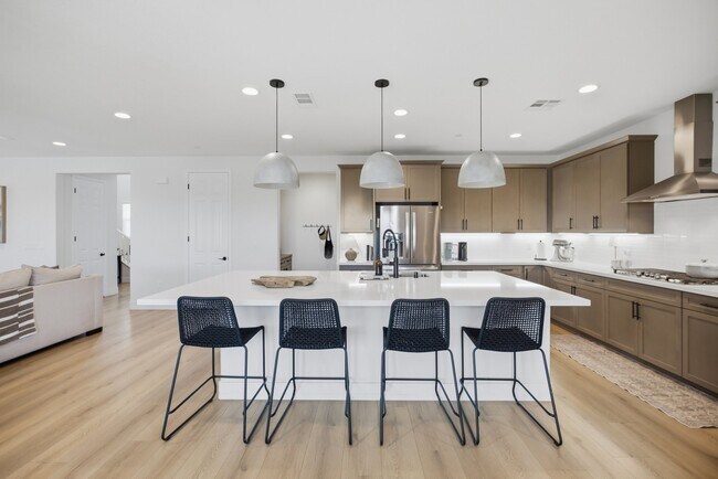 Building Photo - 30440 Tetrault Ct