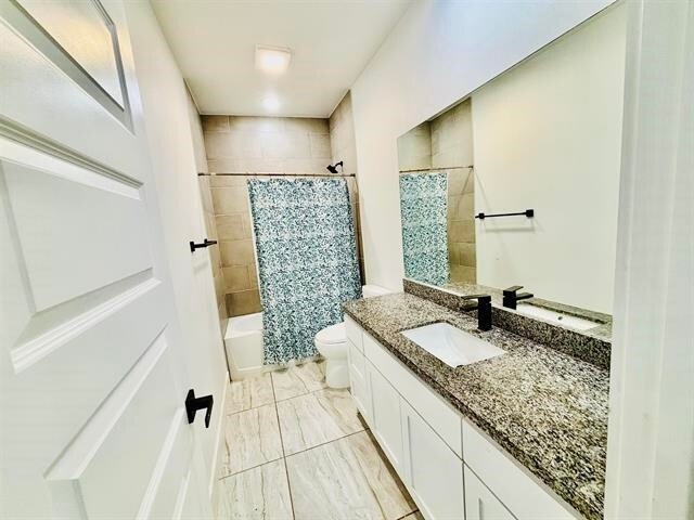 Building Photo - 5225 Anacahuita Dr