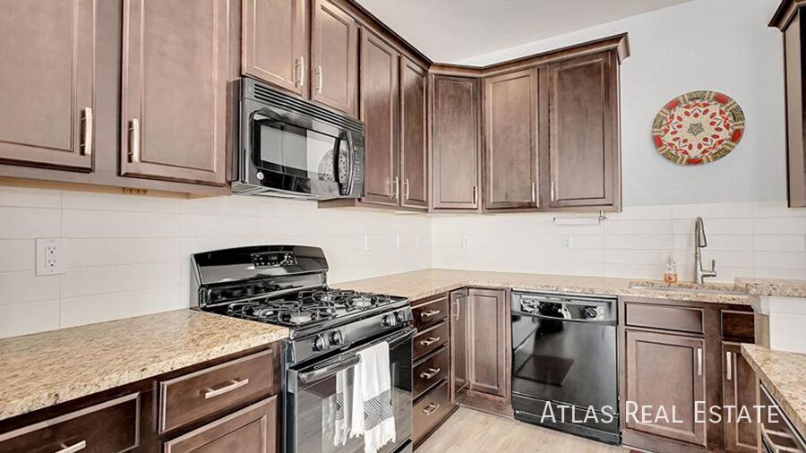 Building Photo - 22898 E Ottawa Pl