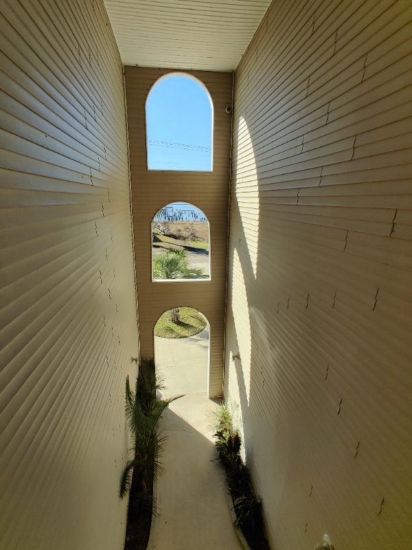 Building Photo - 118 Lakeview Dr