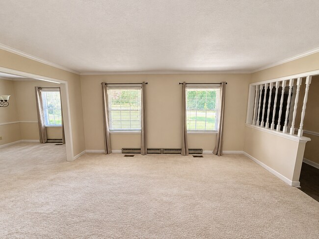 Building Photo - 3562 Durham St Ext