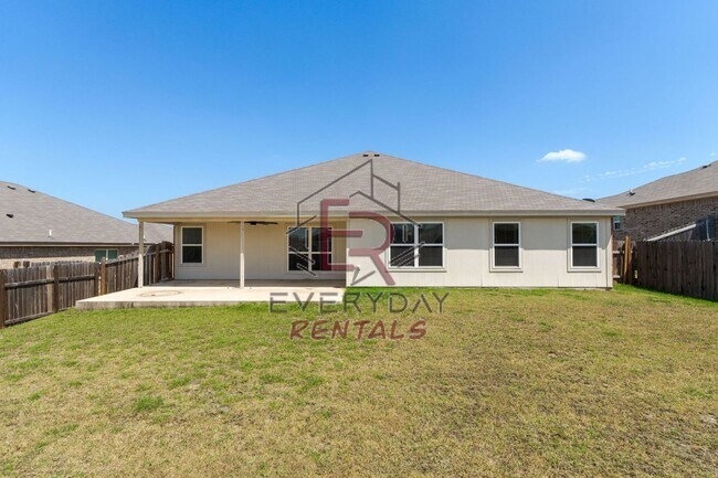 Building Photo - 6705 Black Springs Dr