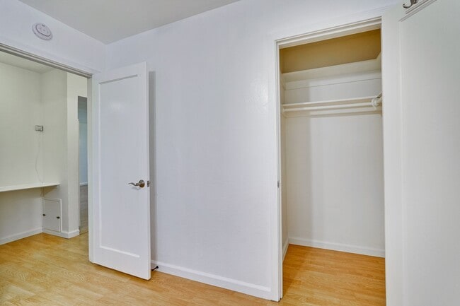 Building Photo - Welcome Home!!! - Great Location, Near Val...