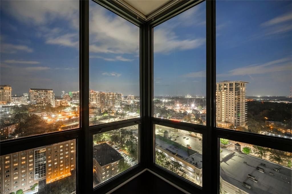 Building Photo - 2870 Pharr Ct S Northwest