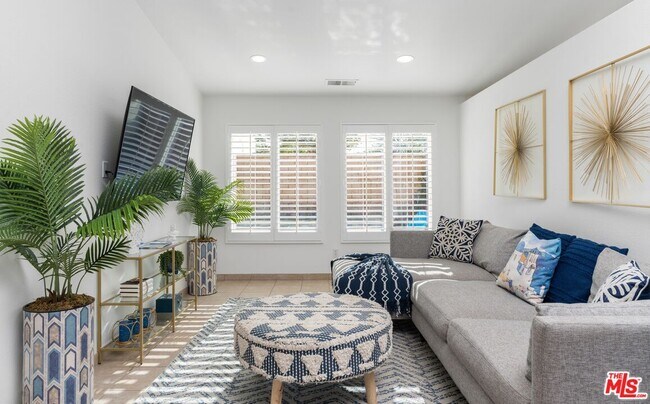 Building Photo - 47519 Margarita St