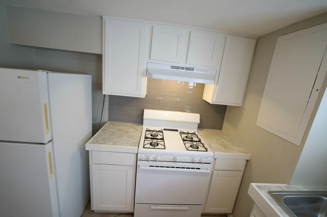 Building Photo - 125 S Leavitt St