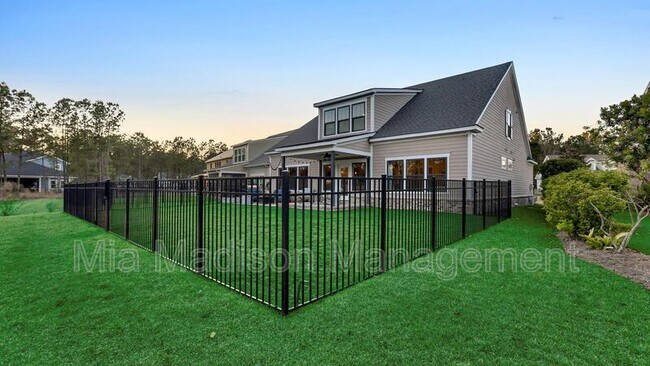 Building Photo - 54 Misty Marsh Dr