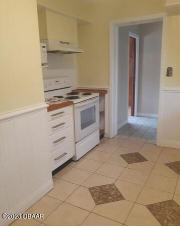 Building Photo - 325 Ribault Ave