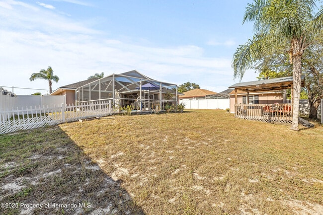 Building Photo - 4052 Montano Ave