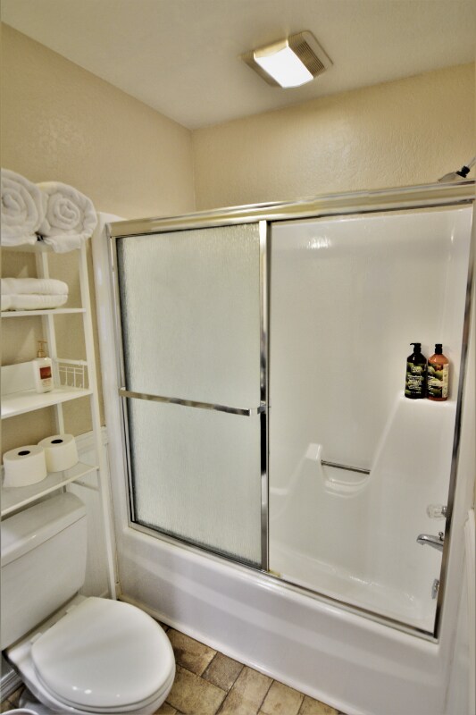 Building Photo - 909 N Matterhorn Rd