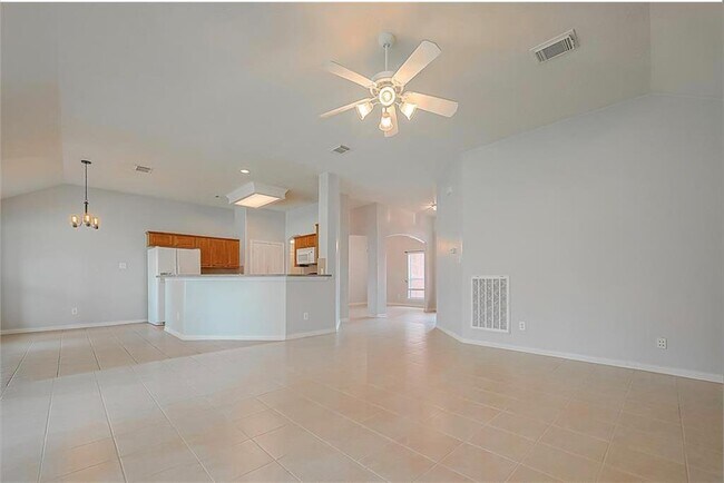 Building Photo - 19406 Dolan Springs Dr