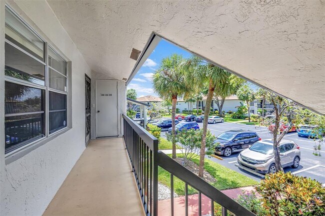 Building Photo - 5710 Princess Palm Ct
