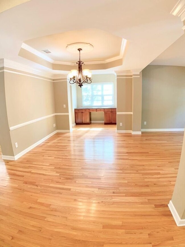 Building Photo - Gorgeous Daniel Island Home!