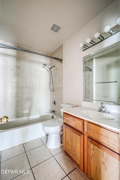 Building Photo - 4733 R L Shoemaker Dr