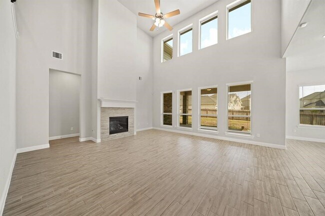 Building Photo - 31302 Quartet Ct