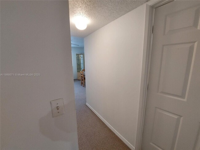 Building Photo - 2640 S University Dr