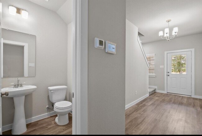 Building Photo - 21647 Coral Mist Dr