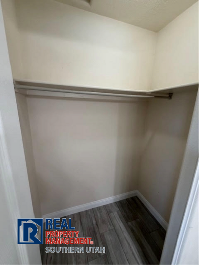 Building Photo - Remolded 3 Bedroom near Costco