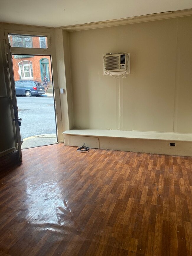 Building Photo - 26 S 11th St