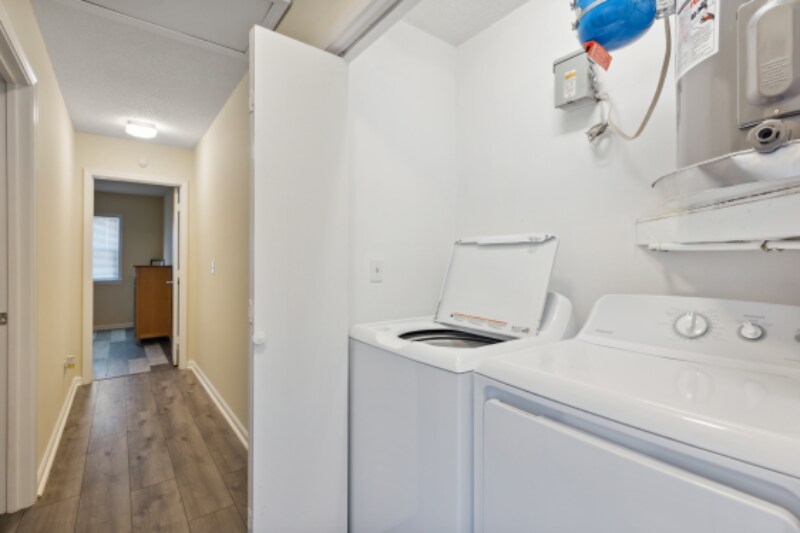 Building Photo - 6707 Low Bush Ct