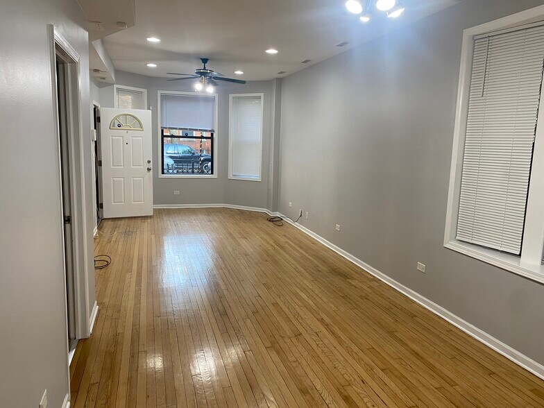 Building Photo - 3748 N Clifton Ave