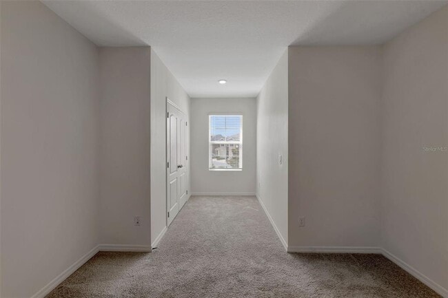 Building Photo - 1089 Blue Jay Dr