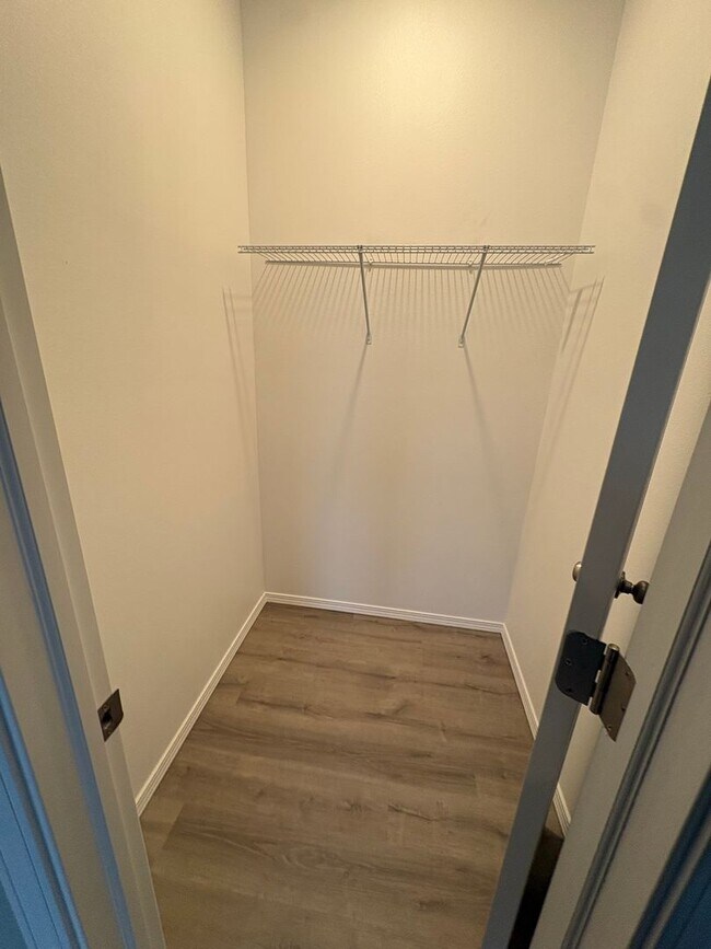 Building Photo - 2490 548th Rd