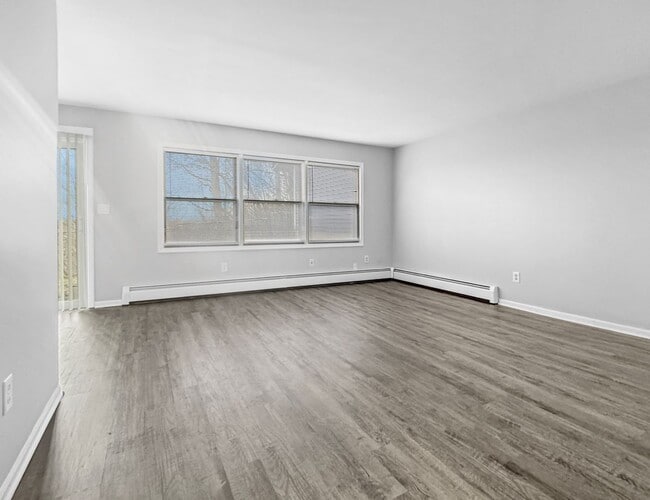 Building Photo - 3111 Hubal Ave SW