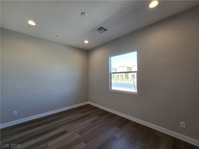Building Photo - 852 Weston Ridge St