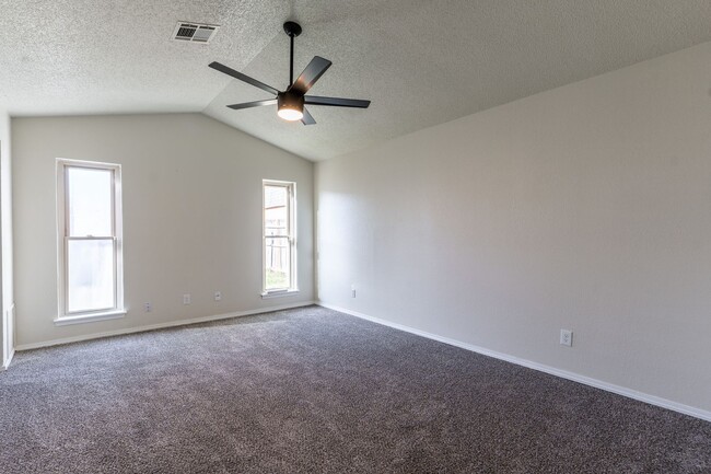 Building Photo - Rent to Own Home Available in Oklahoma City!