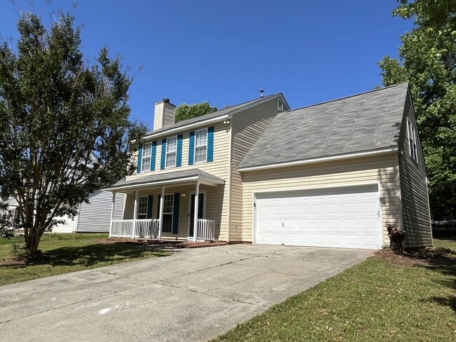 Primary Photo - Updated 4 Bed Home in North Charlotte