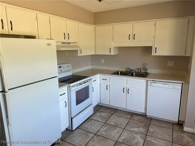 Building Photo - 6217 Candler Terrace