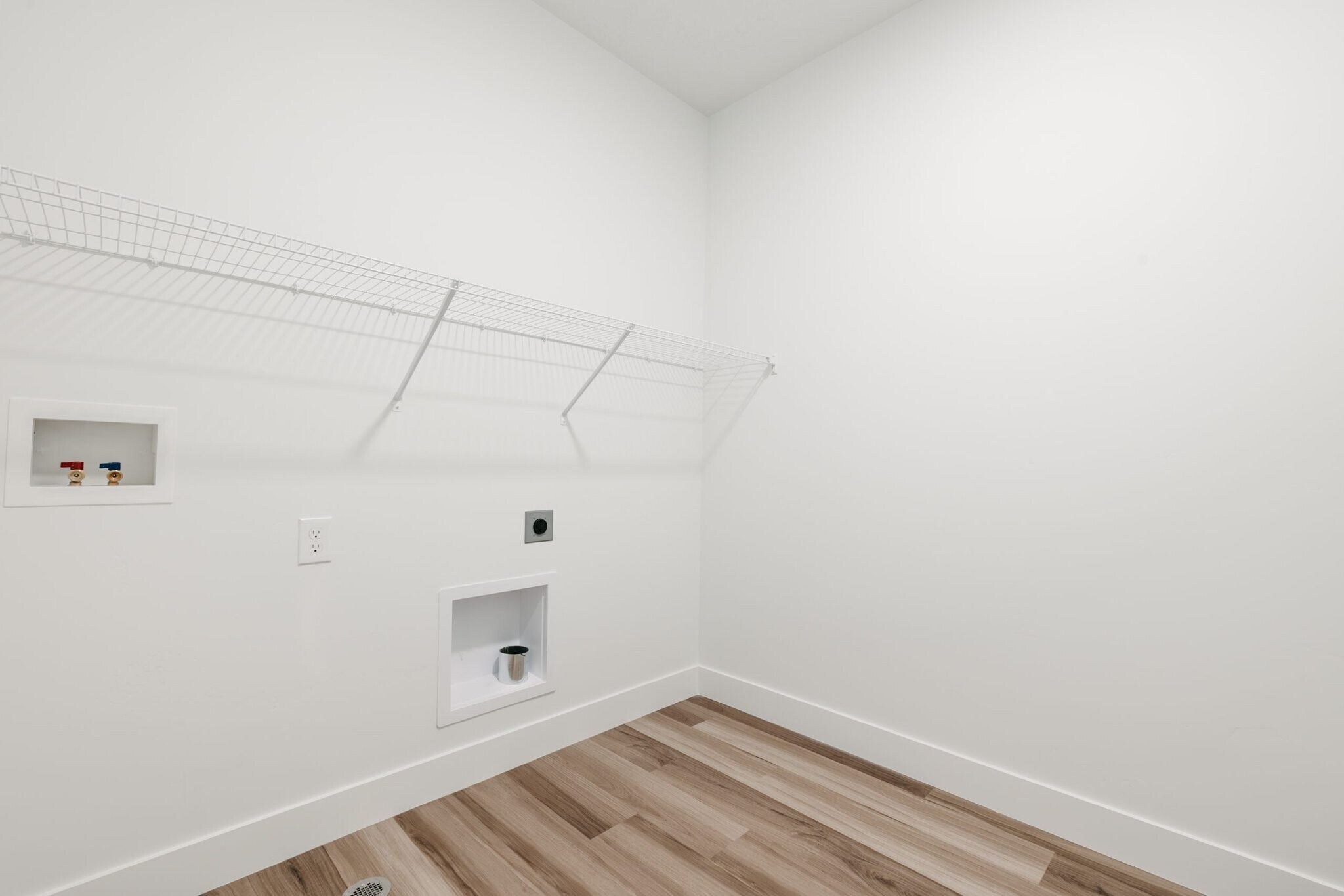 Building Photo - 675 W 4500 S