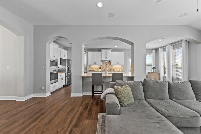 Building Photo - 112 Coral Bean Way