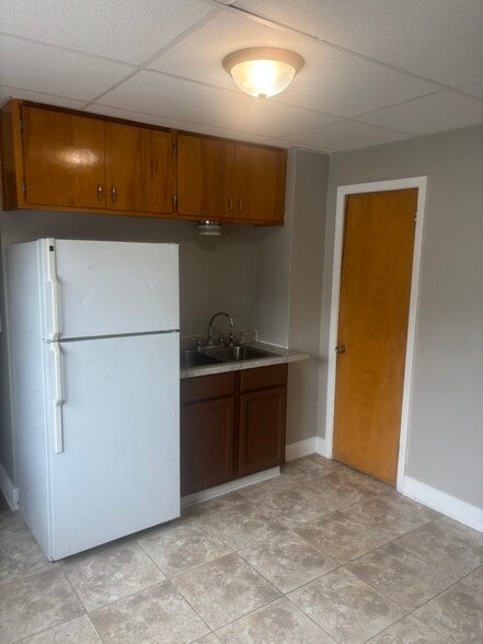 Kitchen - 125 N Broad St
