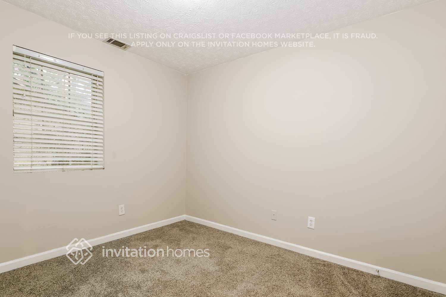 Building Photo - 309 Cedar Ln