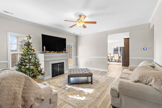 Building Photo - The Weston Wood Home