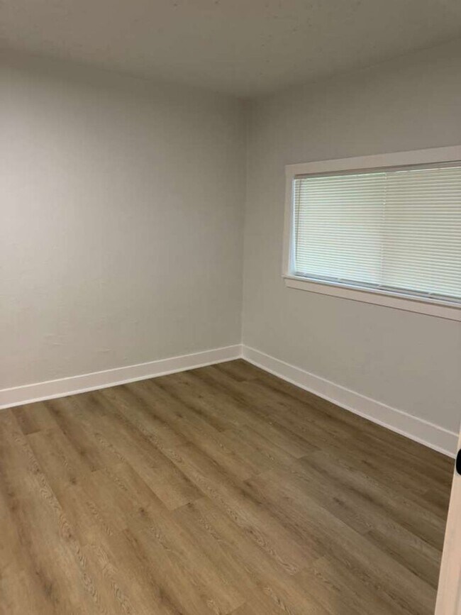 Building Photo - BEAUTIFUL HOME IN HOUSTON. MOVE IN READY!.