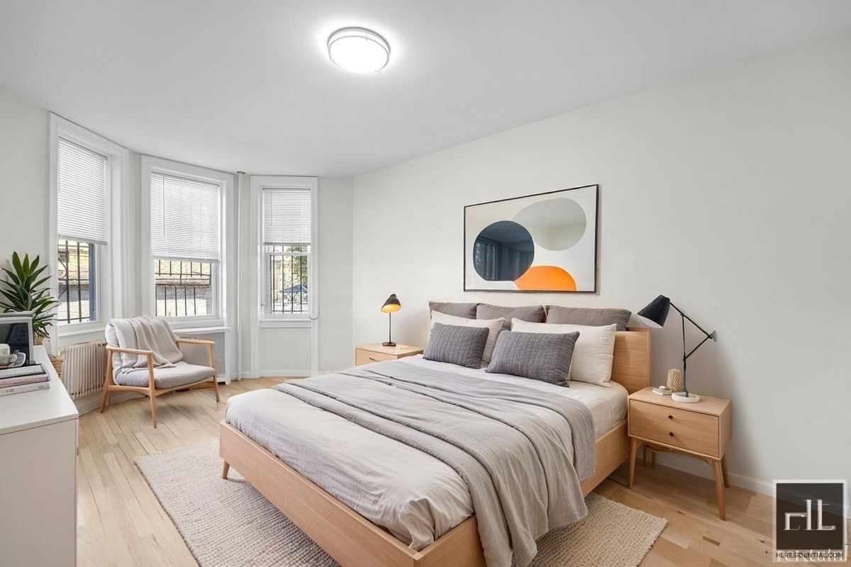 Building Photo - 78 STREET